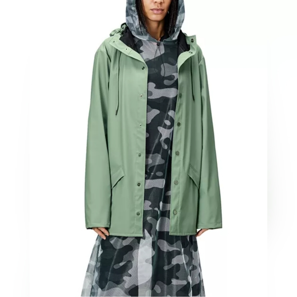 NWT Rains Water Resistant Rain Jacket Size XXL=18